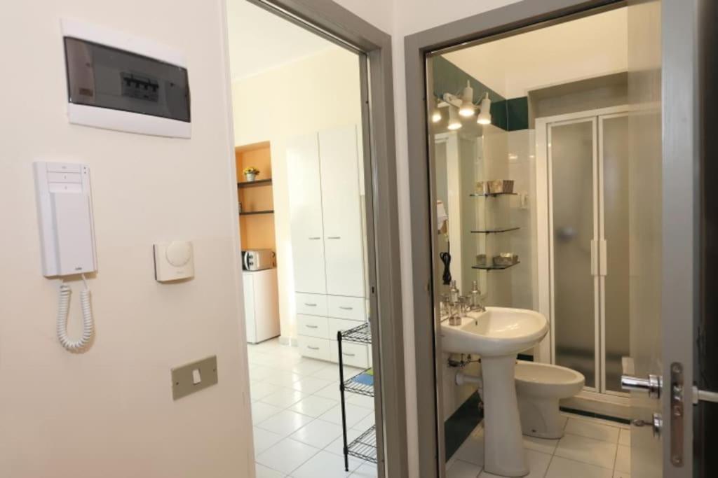 Bel Bilocale Vicino Alla Metropolitana E Al Centro Apartment Turin Ngoại thất bức ảnh