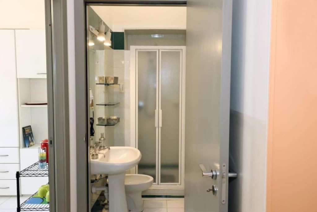Bel Bilocale Vicino Alla Metropolitana E Al Centro Apartment Turin Ngoại thất bức ảnh
